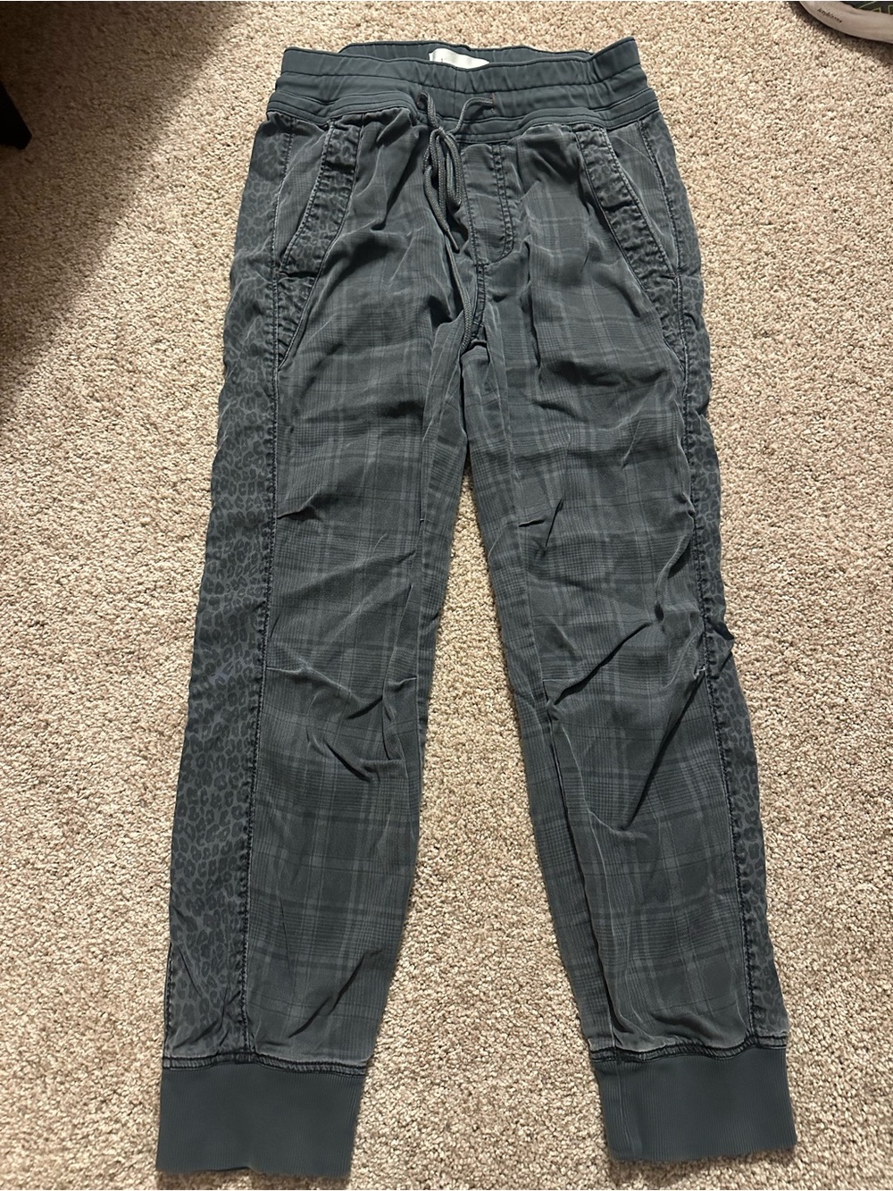 Anthropologie women's Dark Gray Plaid Drawstring Joggers